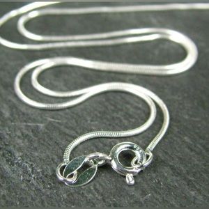 *Just sold* 925 Polished Silver Snake Chain 18” 1mm